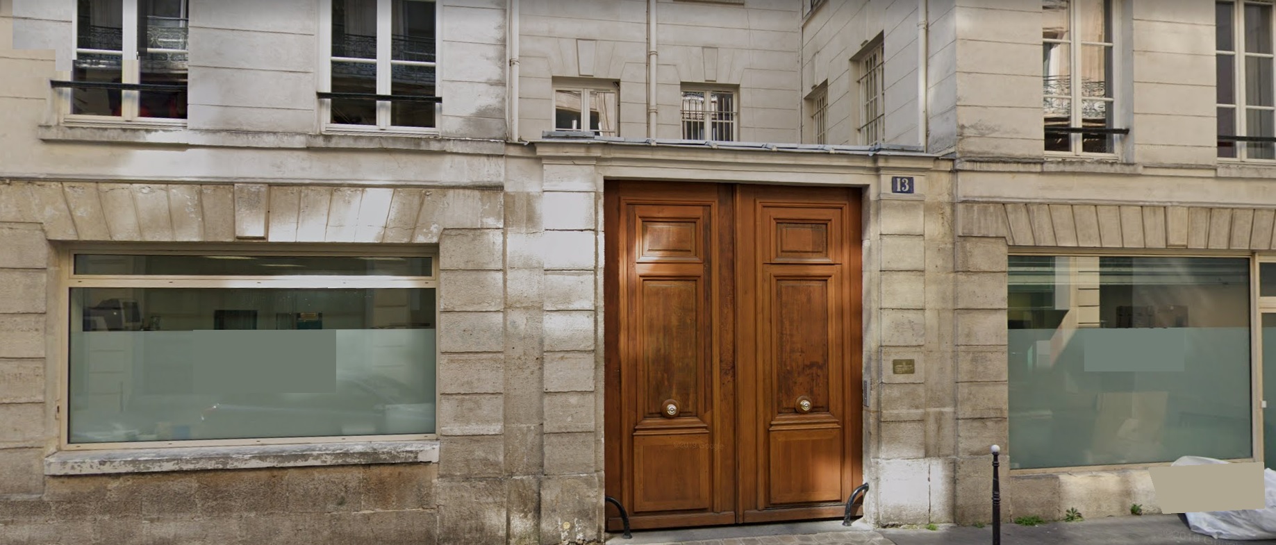 Paris Bourse, un organisme de formation loue 125 m² de bureaux.