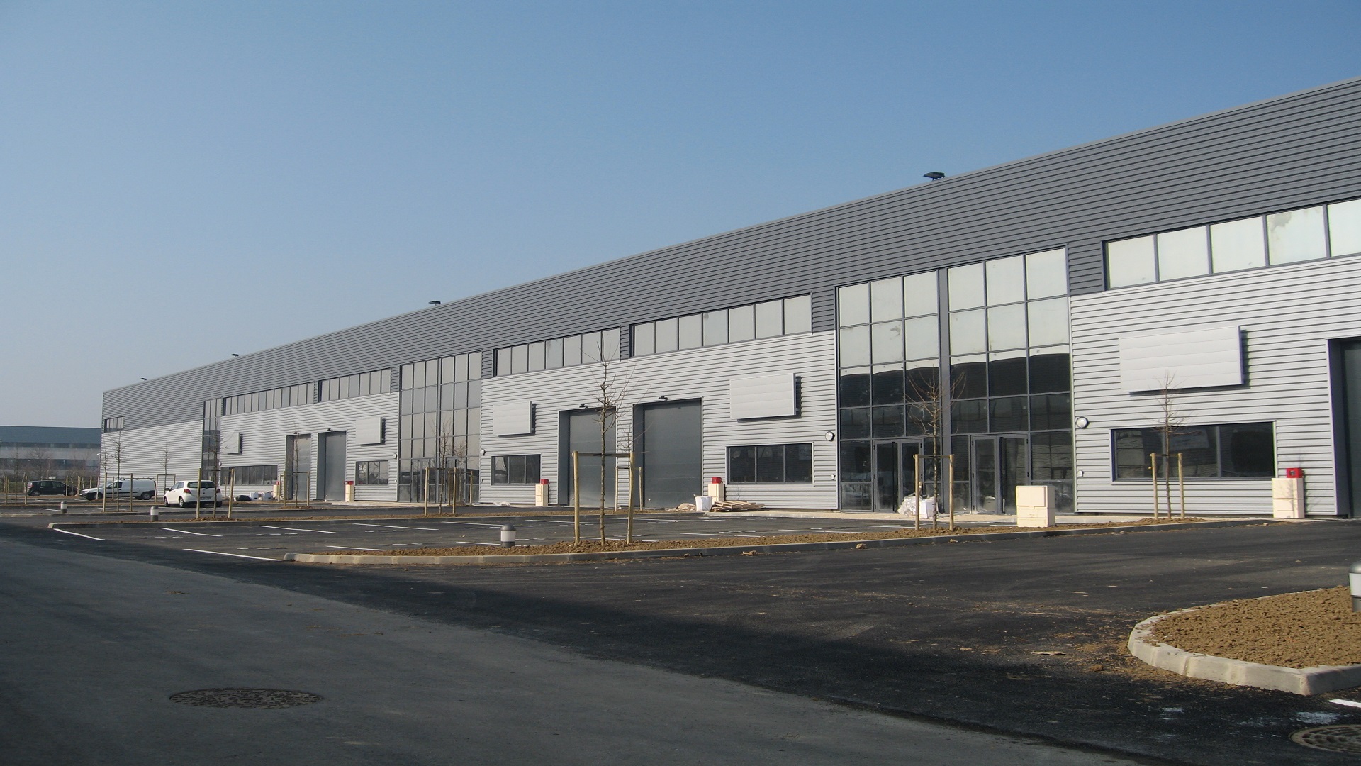 ❎ SENART : DBX CONSEIL loue 520 m² d’activité et de bureaux