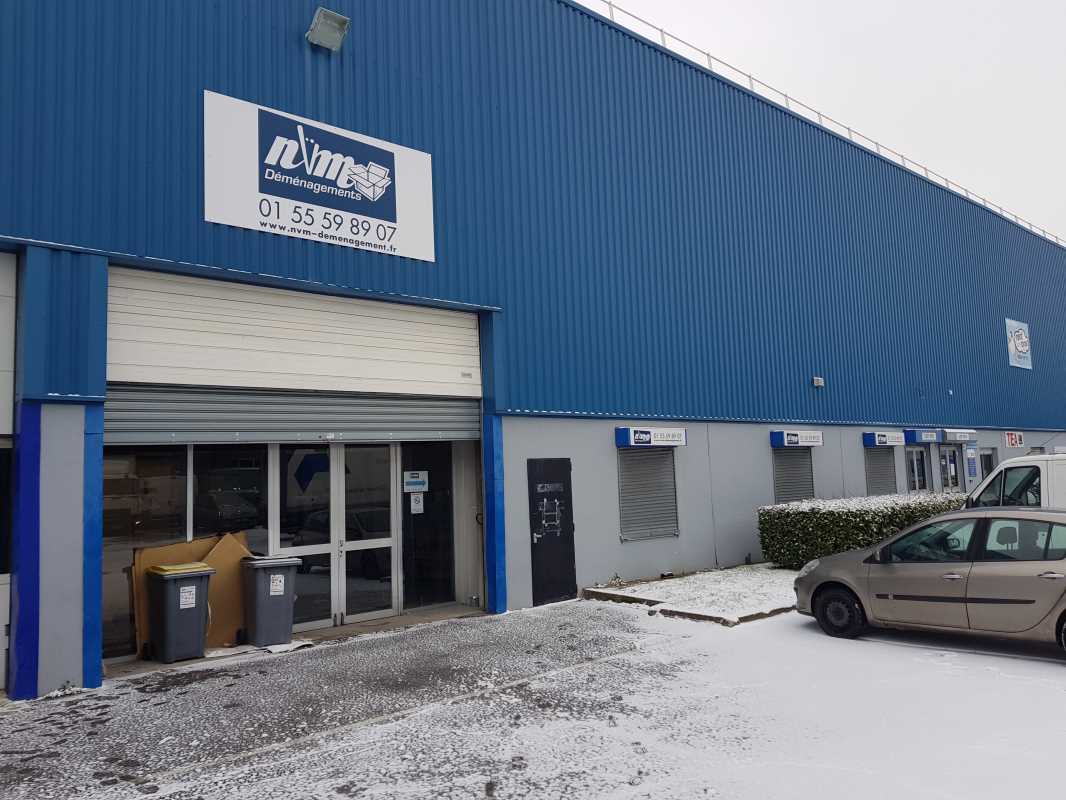 Location Entrepôts ANTONY (92160) | 1907 m² | 141148