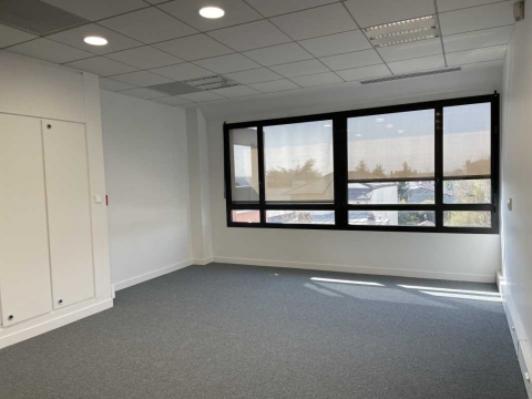 Location Bureaux GENTILLY - Photo 6