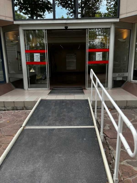 Location Bureaux CRETEIL - Photo 2