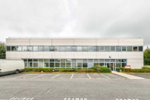 Location Bureaux ROISSY-EN-FRANCE - Photo 1