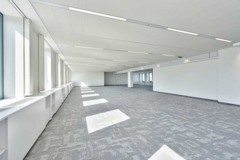 Location Bureaux MONTIGNY-LE-BRETONNEUX - Photo 5