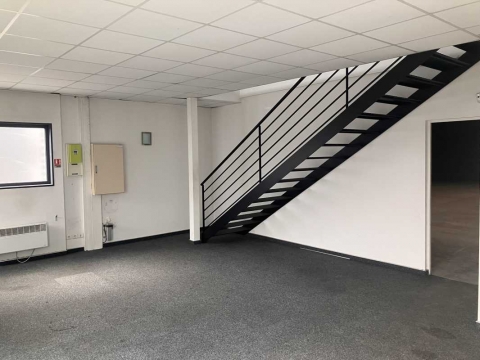 Location Locaux d'activité TREMBLAY-EN-FRANCE - Photo 6