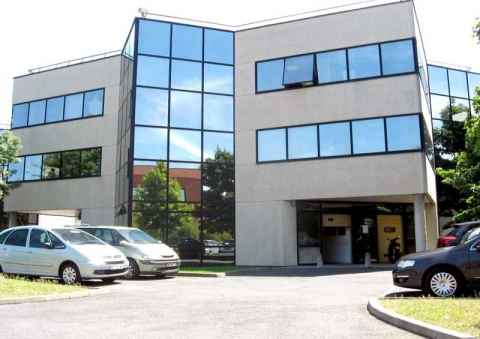 Location Bureaux NANTERRE - Photo 1