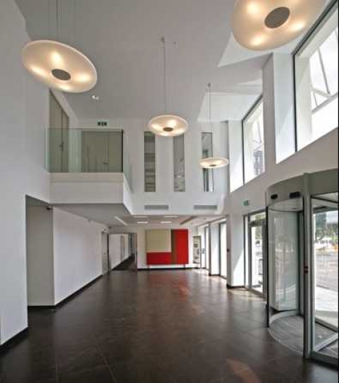 Location Bureaux VELIZY-VILLACOUBLAY - Photo 3