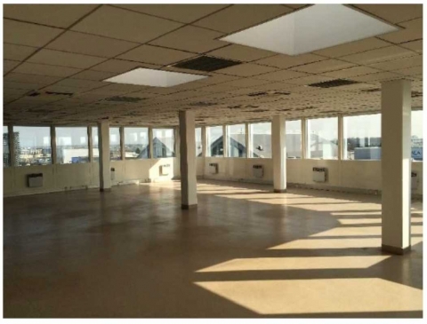 Location Bureaux VELIZY-VILLACOUBLAY - Photo 5