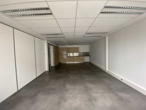Location Bureaux IVRY-SUR-SEINE - Photo 8