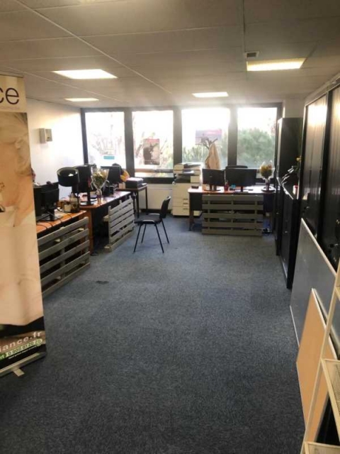 Location Bureaux MARSEILLE - Photo 7