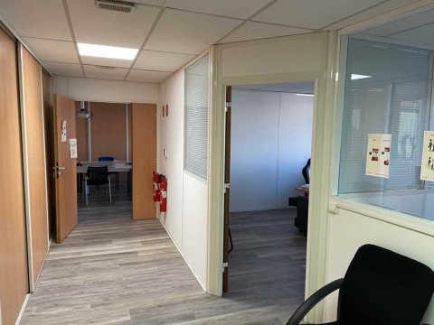 Location Bureaux MARSEILLE - Photo 4