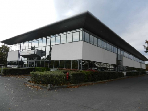 Location Bureaux RIS-ORANGIS - Photo 1