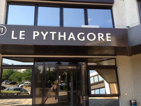 Location Bureaux CRETEIL - Photo 1