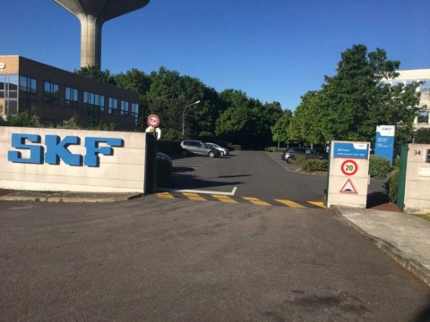 Location Bureaux MONTIGNY-LE-BRETONNEUX - Photo 2