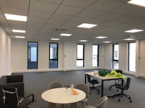 Location Locaux d'activité LE-BOURGET - Photo 7