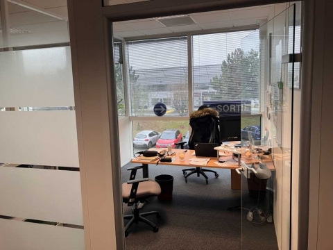 Location Bureaux ROISSY-EN-FRANCE - Photo 3