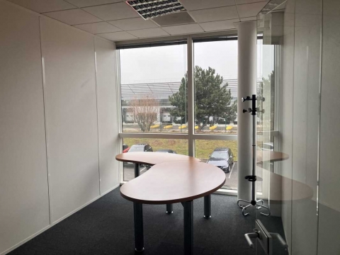 Location Bureaux ROISSY-EN-FRANCE - Photo 5