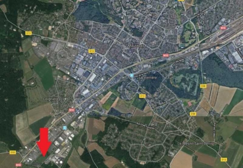 Location Entrepôts COIGNIERES - Photo 2
