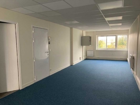 Location Bureaux ISSY-LES-MOULINEAUX - Photo 3